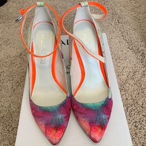 Aldo multicolor pump